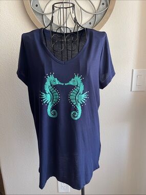Navy Seahorse V-Neck Tee with Turquoise Graphic